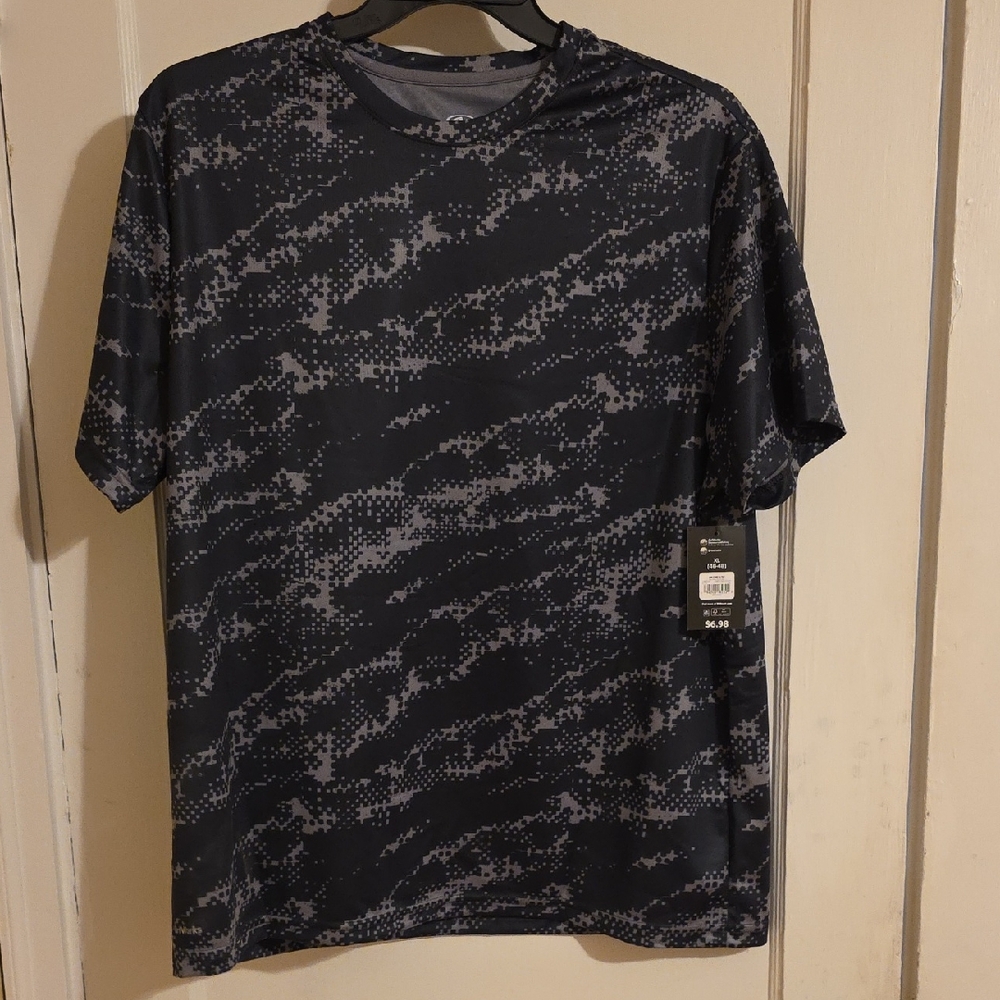 Athletic Works Black and Gray Short Sleeve Tee
